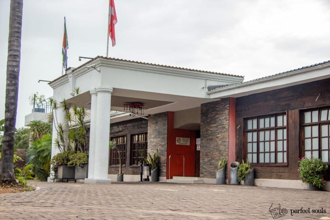 Cajori Hotel ファラボルワ エクステリア 写真