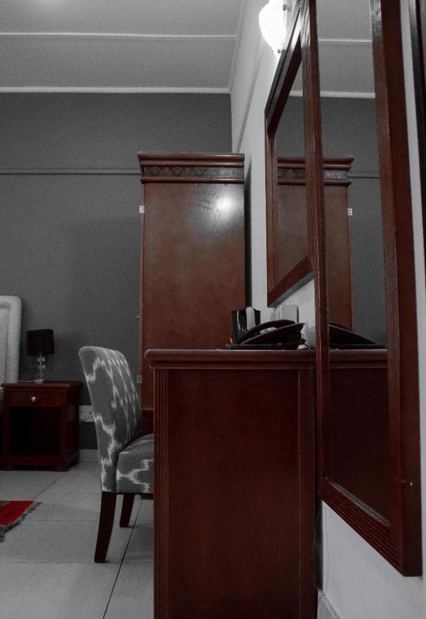 Cajori Hotel ファラボルワ エクステリア 写真