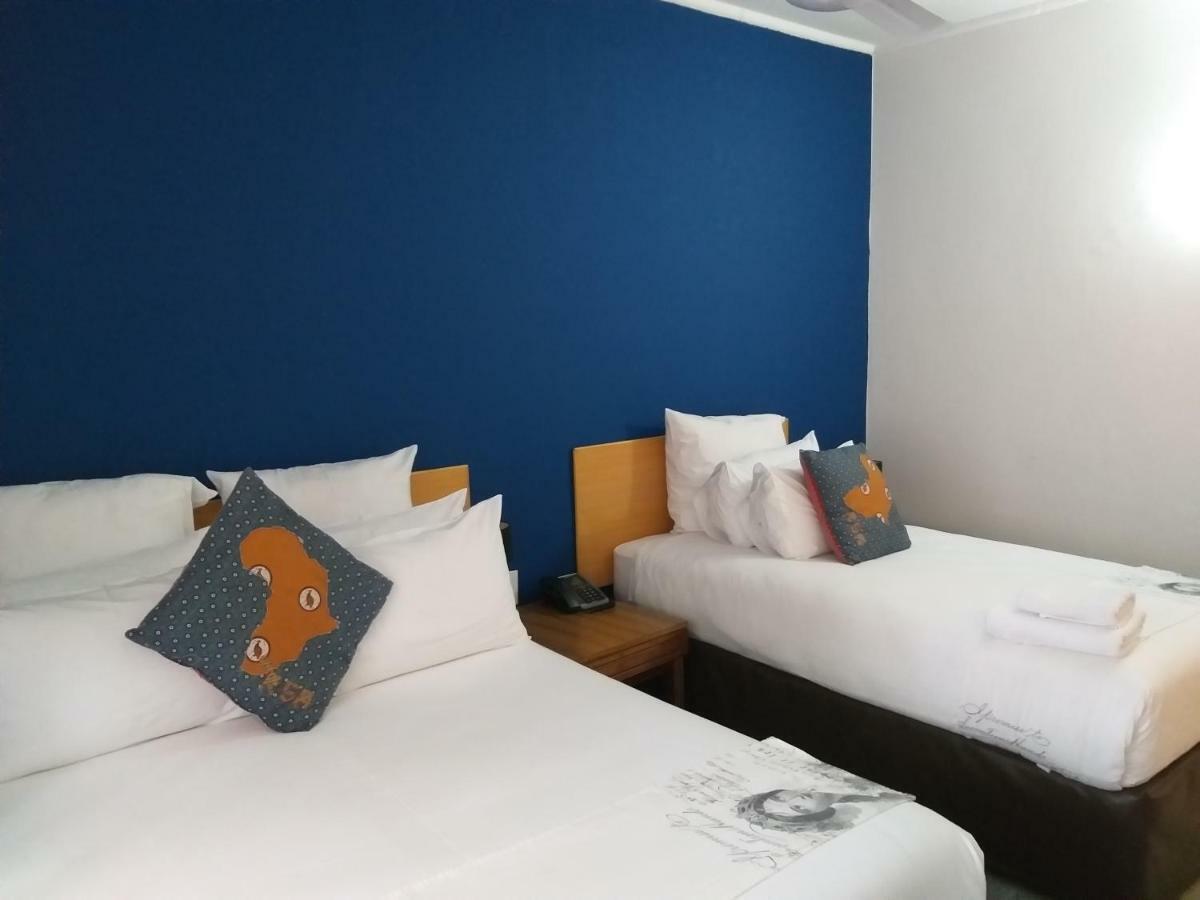Cajori Hotel ファラボルワ エクステリア 写真
