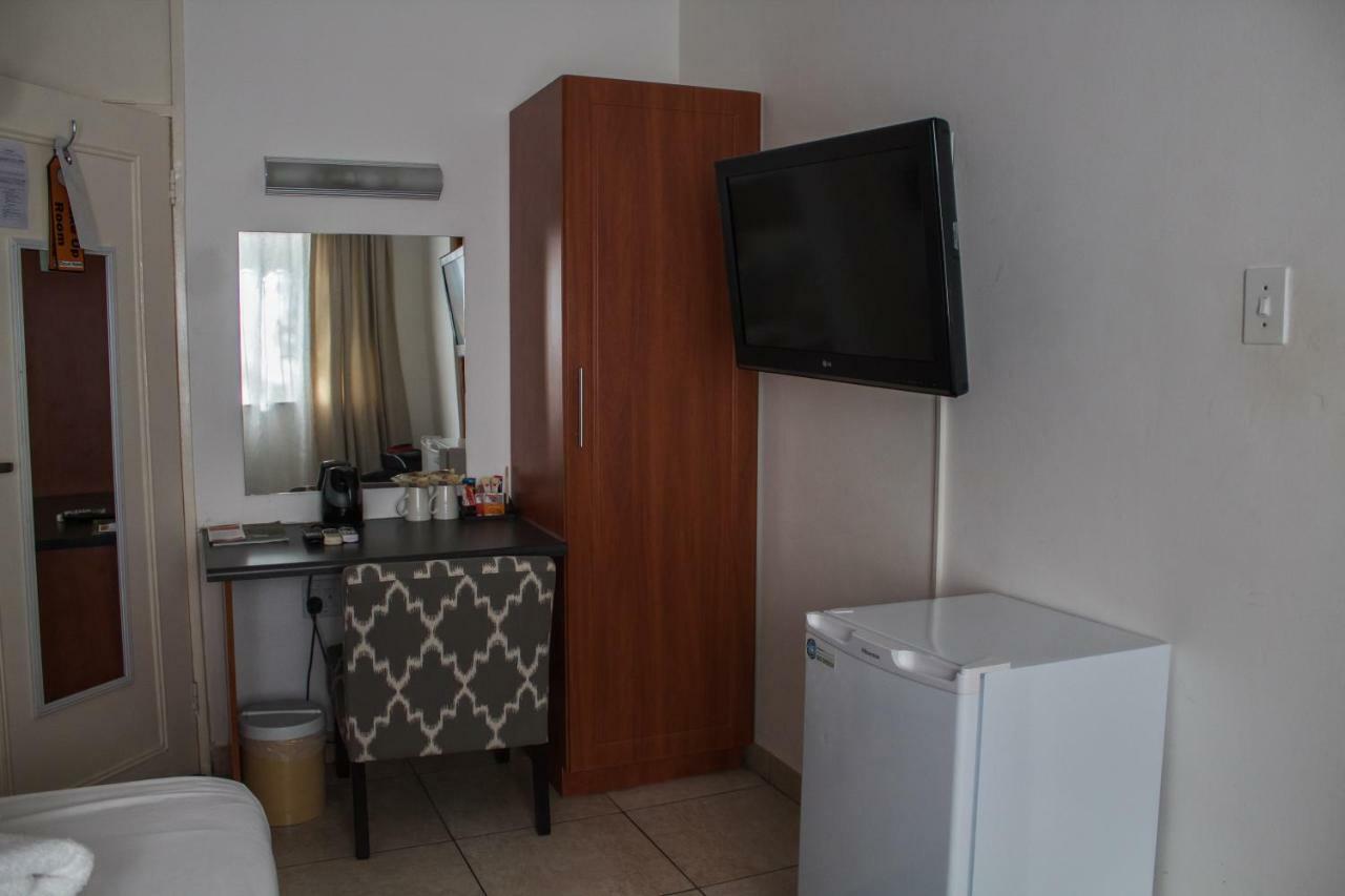 Cajori Hotel ファラボルワ エクステリア 写真